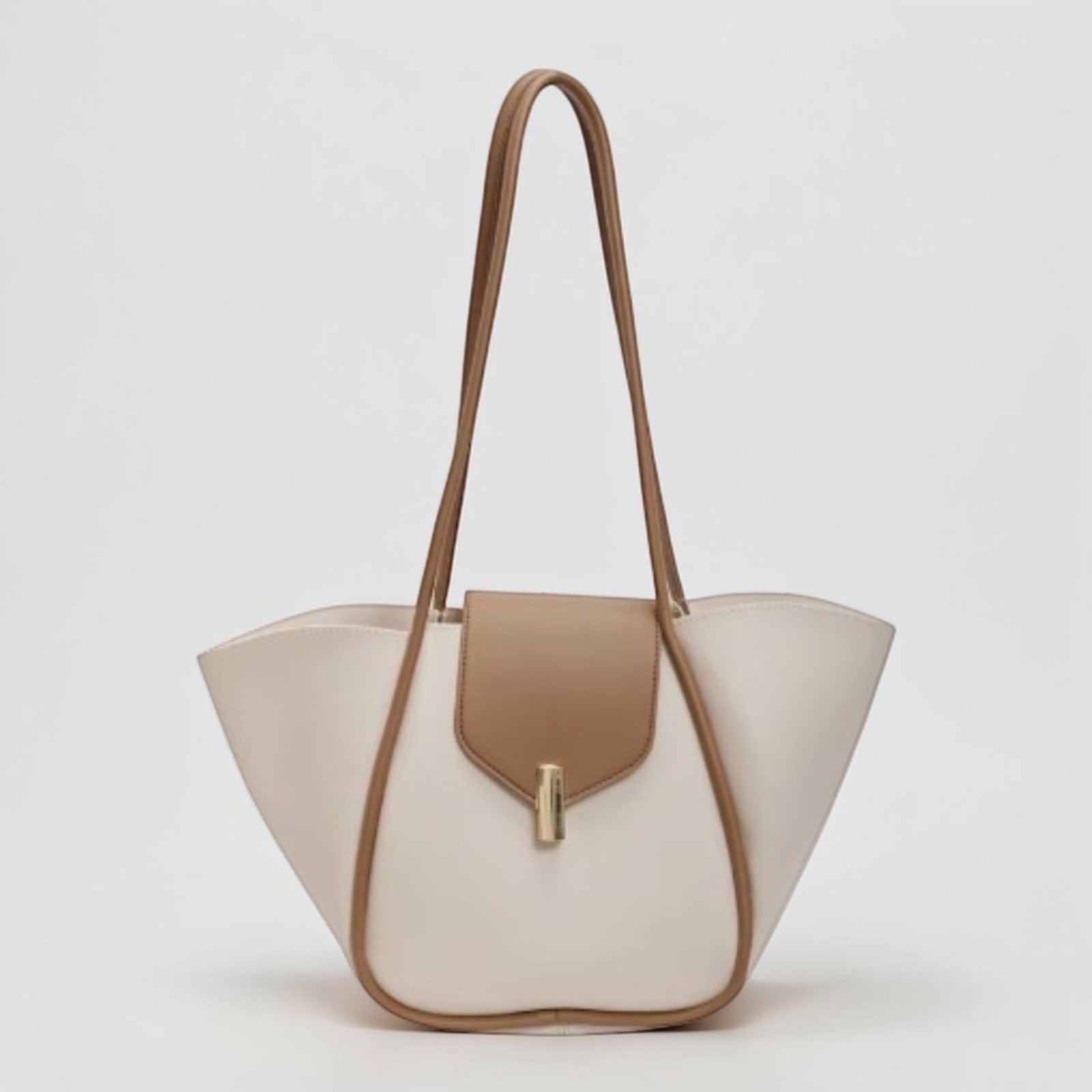 Louvre Shopper Bag
