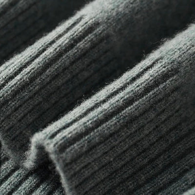 1939 RUTHERFORD Merino Wool Turtleneck Sweater